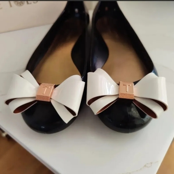 TED BAKER Bow Flats Slip On Shoes Ballerina Pumps UK6 EU439 Black Cream £55 - Picture 5 of 11